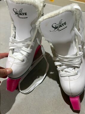 Soft Skate by JACKSON- Ice Skates with Guards